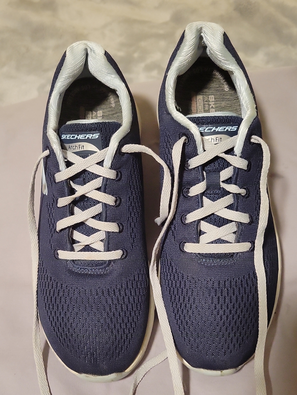 Skechers Women's Navy Arch Fit Lace-Up Sneakers